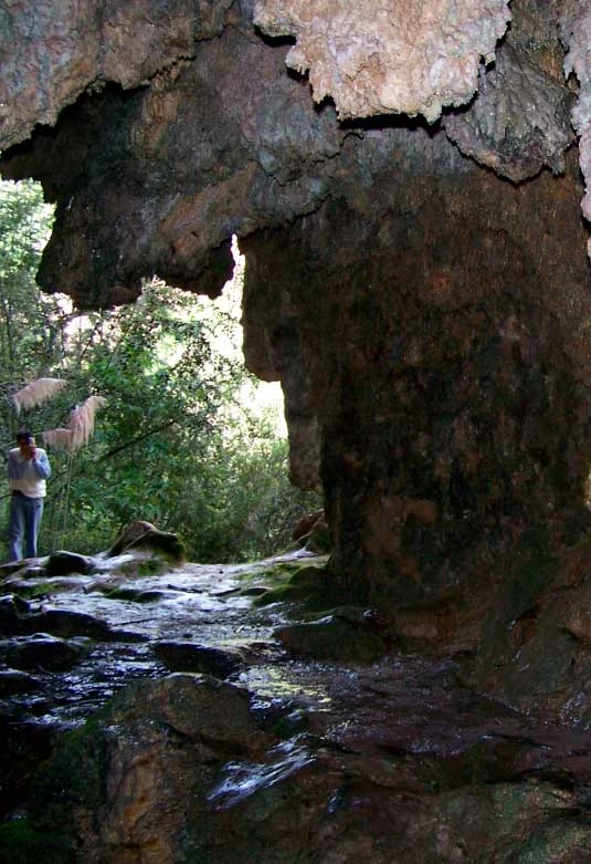 Gruta de Sotoqmachay